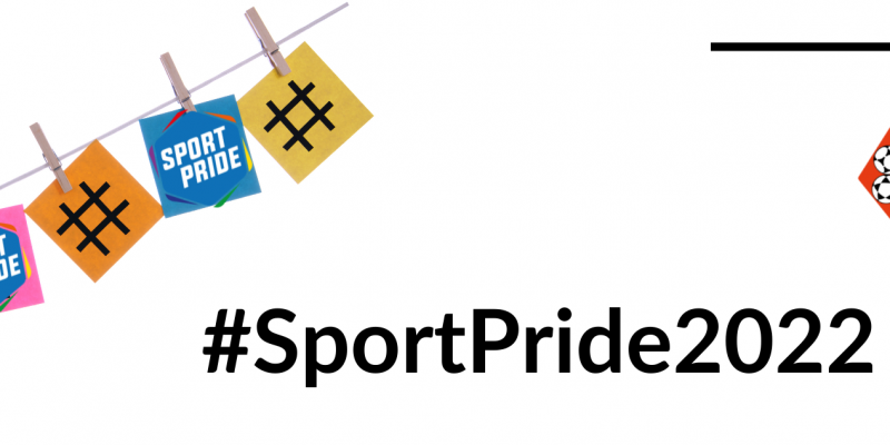 An einer Wäscheleine hängen "SportPride"-Logos & Hashtag-Symbole. Darunter steht #SportPride geschrieben.
