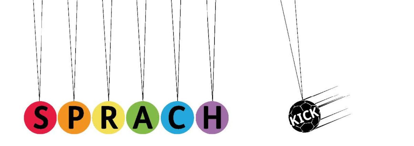 SprachKick-Logo - sechs Kugeln in Regenbogenfarben, die an Fäden hängen. Darin die Buchstaben SPRACH - rechts daneben eine fliegende schwarze Kugel an Fäden in Fußballform, darin das Wort "KICK"