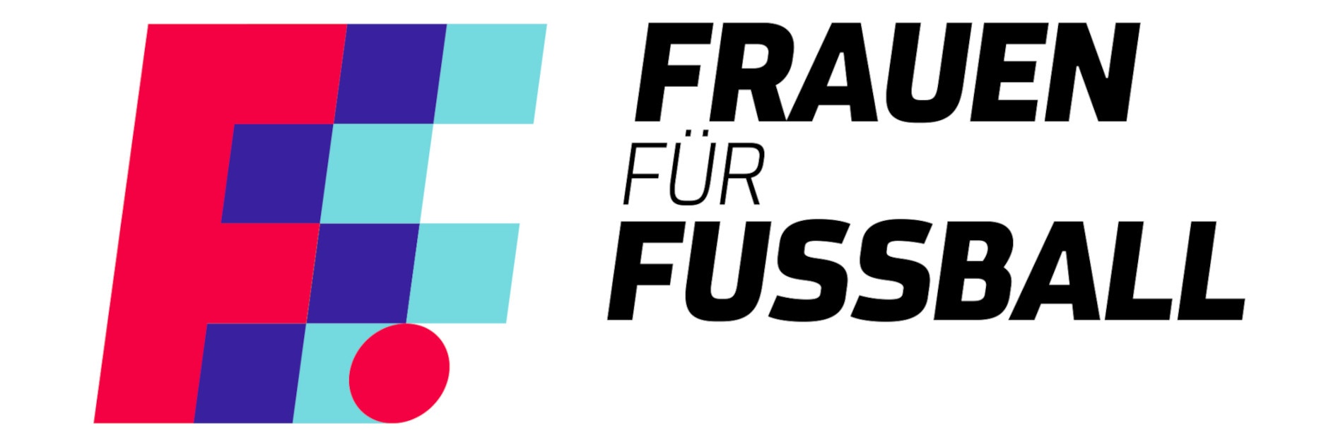 "Frauen Für Fussball"-Schriftzug. Daneben ein Logo, das drei Mal aus dem Buchstaben "F" in Rot, Violett & Hellblau sowie einem roten Punkt besteht.